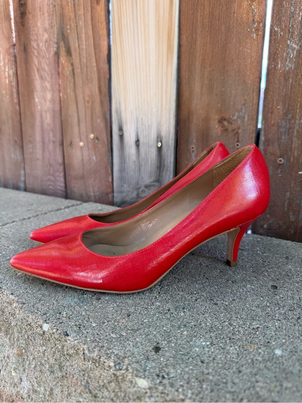 Talbots Women’s Red Pointed Toe Patent Leather Pumps Heels Size 7